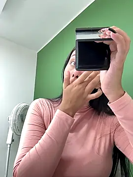 iiris  online show from 11.25.25