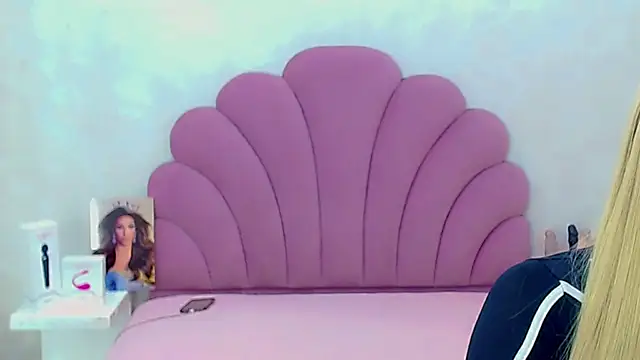 briana sex32 online show from 02.19.26