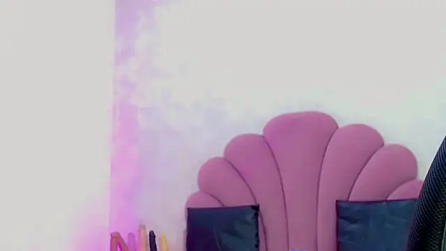 briana sex32 online show from 03.25.26