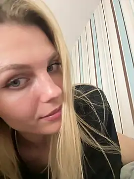 Snapshot of Liya_my chatting on 06.17.26 Liya my online show from 06.17.26