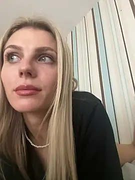 Snapshot of Liya_my chatting on 07.15.26 Liya my online show from 07.15.26