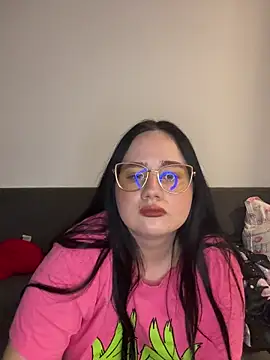 curvybabe7 online show from 12.13.25