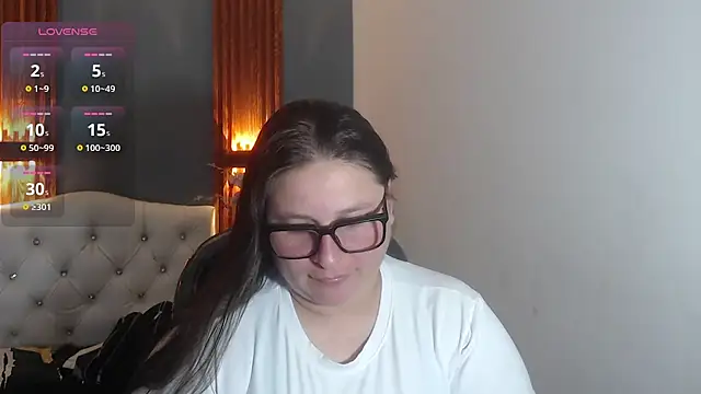 Snapshot of katty_femdom chatting on 05.05.26 katty femdom online show from 05.05.26