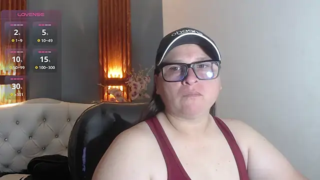 Snapshot of katty_femdom chatting on 05.09.26 katty femdom online show from 05.09.26