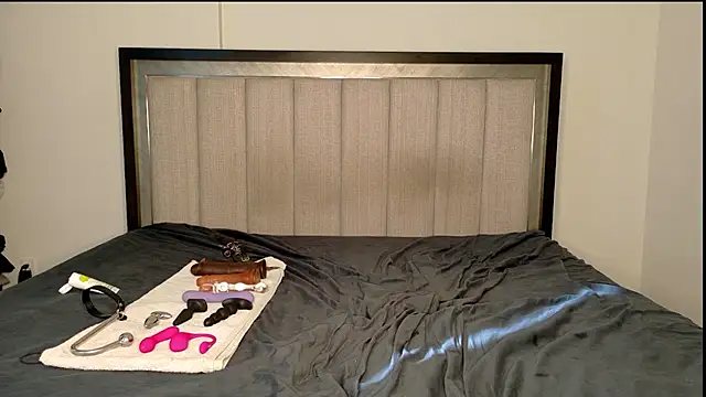 misscatxo online show from 02.01.25