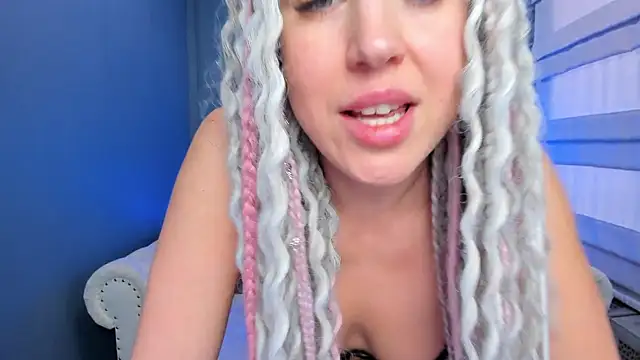 rock n roxy online show from 01.18.25