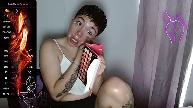 Snapshot of TRIXIE_TANG28 chatting on 02.22.25 TRIXIE TANG28 online show from 02.22.25