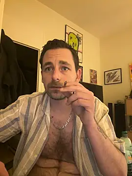 Snapshot of defbond420 chatting on 01.24.25 defbond420 online show from 01.24.25