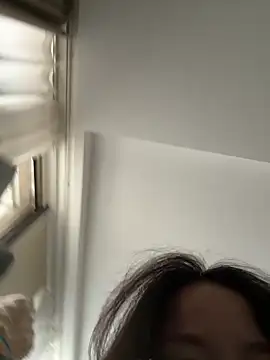 Krismil3 online show from 04.11.26