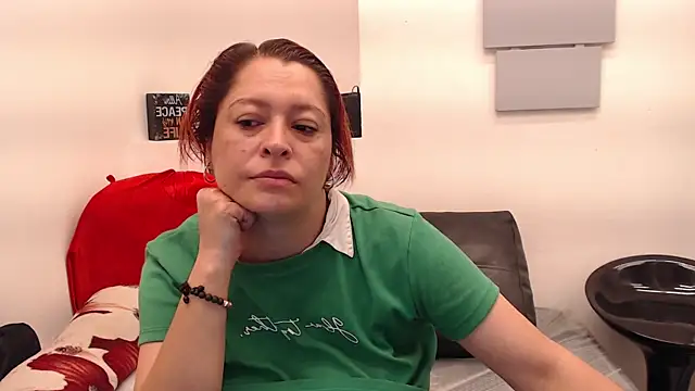 Snapshot of eva_twiss chatting on 05.01.26 eva twiss online show from 05.01.26