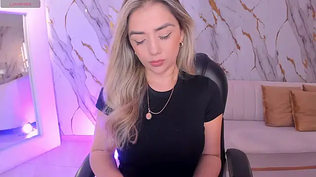 ChloePreston  online show from 02.11.26