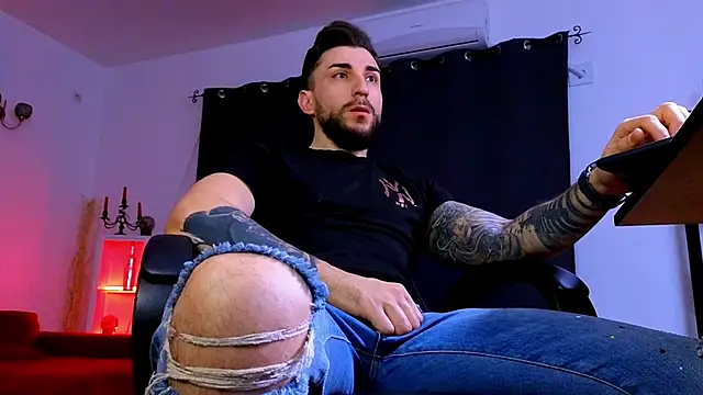 Snapshot of MightyAaron66 chatting on 03.03.26 MightyAaron66 online show from 03.03.26