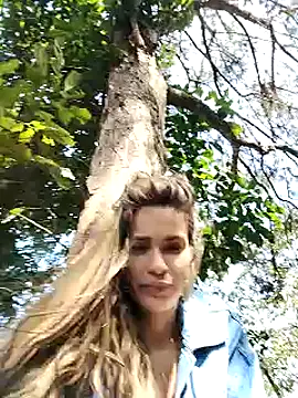 cuteluci  online show from 02.02.25