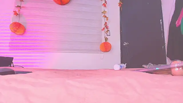 kata hazel online show from 10.21.25