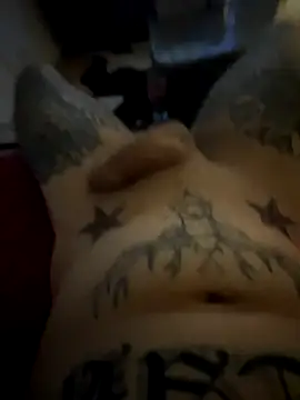 Snapshot of Tyson8897 chatting on 11.18.25 Tyson8897 online show from 11.18.25