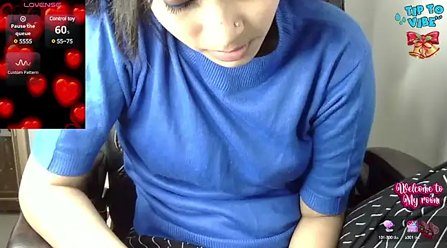 Snapshot of Barbie-Queen2 chatting on 12.08.24 Barbie-Queen2 online show from 12.08.24