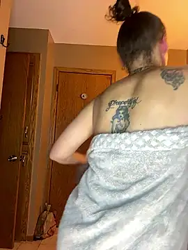 Snapshot of JusticeXXX68 chatting on 12.02.24 JusticeXXX68 online show from 12.02.24