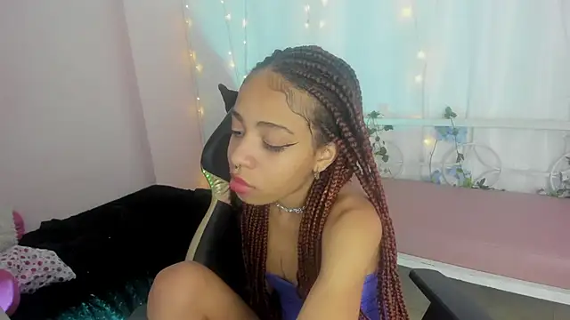 Abigail Wilson  online show from 01.22.25