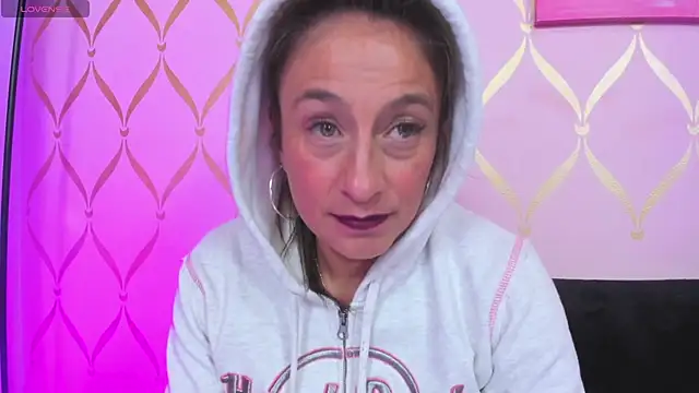 Snapshot of ladylians chatting on 12.11.24 ladylians online show from 12.11.24