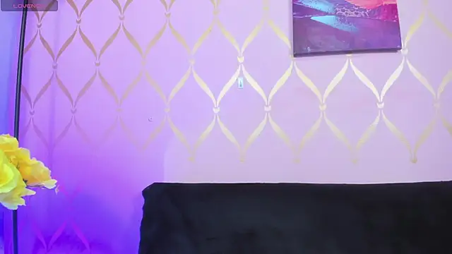 Snapshot of ladylians chatting on 01.14.25 ladylians online show from 01.14.25