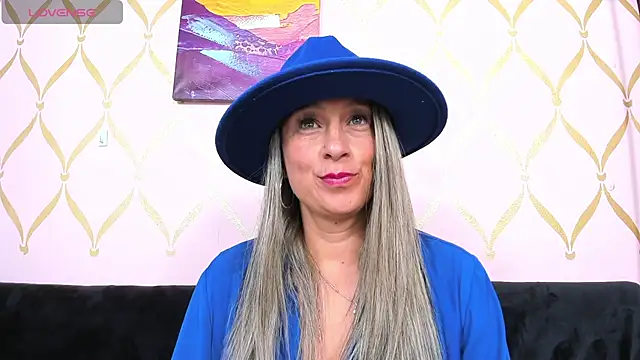 Snapshot of ladylians chatting on 01.22.25 ladylians online show from 01.22.25