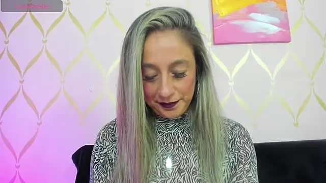 Snapshot of ladylians chatting on 02.19.25 ladylians online show from 02.19.25