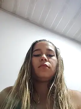 Snapshot of LaurenWelly_ chatting on 02.26.25 LaurenWelly online show from 02.26.25