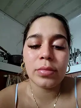 LaurenWelly  online show from 04.15.26