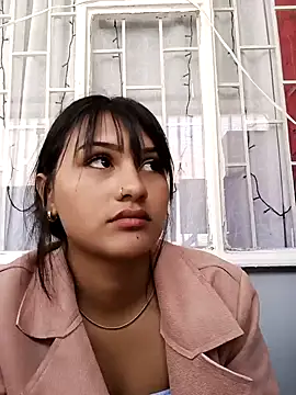 Snapshot of Nicky-7 chatting on 01.27.25 Nicky-7 online show from 01.27.25