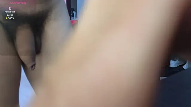 Snapshot of milky__boy_ chatting on 09.28.25 milky boy online show from 09.28.25