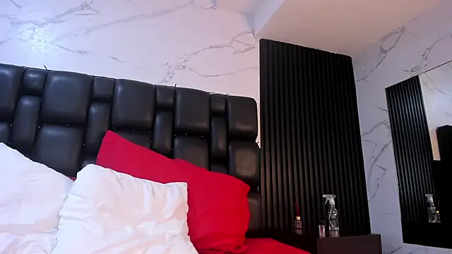 AuroraBon online show from 02.06.26