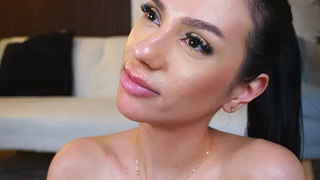 Snapshot of HaylieMilf chatting on 02.02.25 HaylieMilf online show from 02.02.25