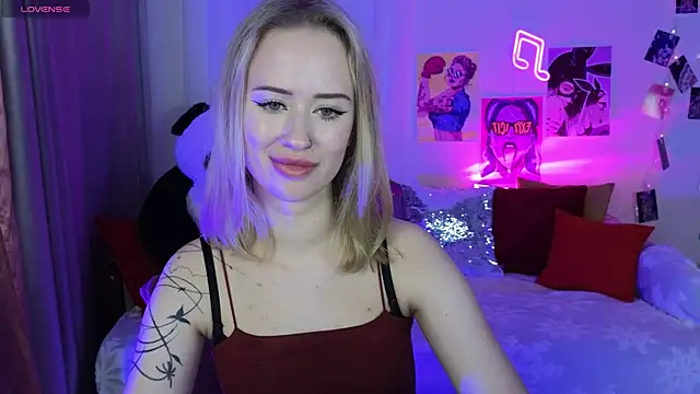 SashaBrooks online show from 11.21.25