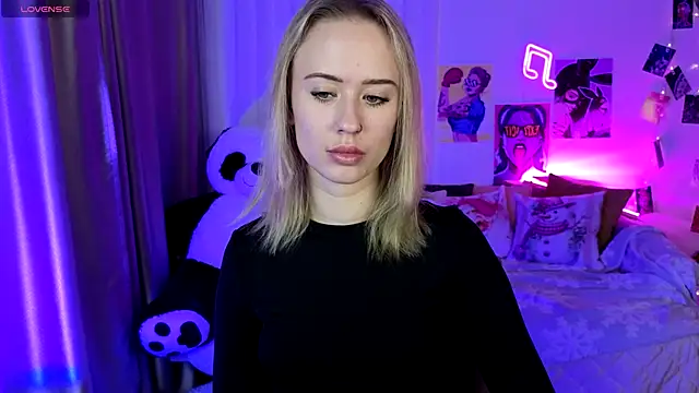 SashaBrooks online show from 12.14.25