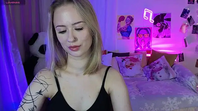 SashaBrooks online show from 12.20.25