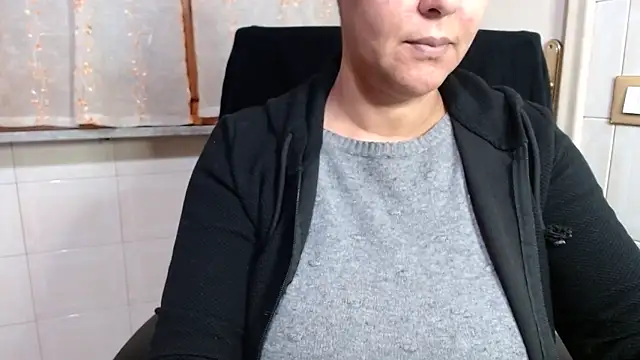 Foxlady2271 online show from 03.25.26