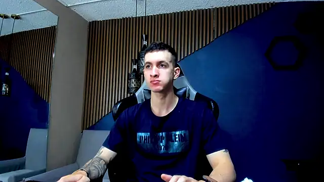 JacksonOlsenn online show from 02.02.25