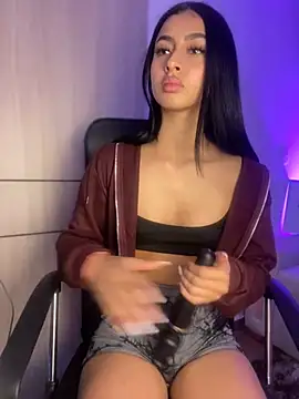 maddy bronw  online show from 01.18.25