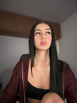 maddy bronw  online show from 02.19.25