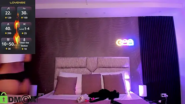 Snapshot of Cristal__adams chatting on 10.26.25 Cristal adams online show from 10.26.25