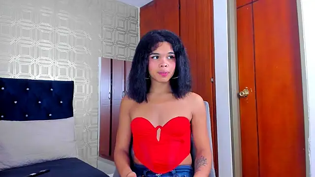 evelyn wine online show from 03.11.25