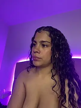 NINA 18 YEARS online show from 03.08.25