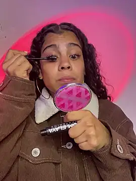 NINA 18 YEARS online show from 03.15.25