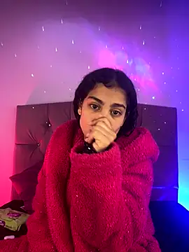 NINA 18 YEARS online show from 12.04.25