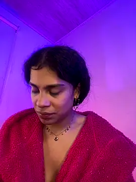 NINA 18 YEARS online show from 12.16.25