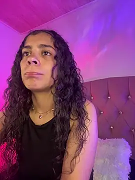 NINA 18 YEARS online show from 12.19.25