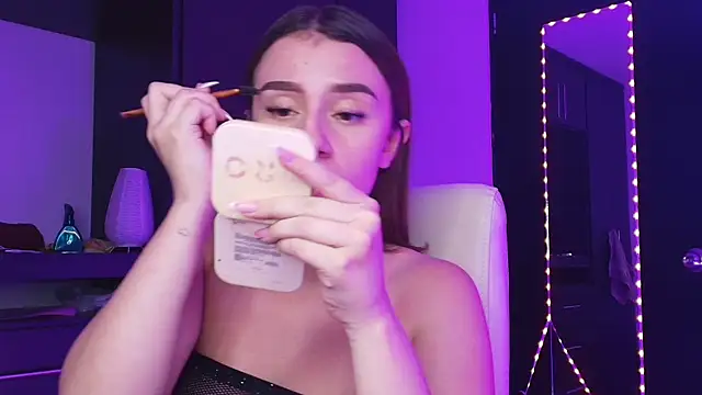 TinaJonnes  online show from 04.13.26