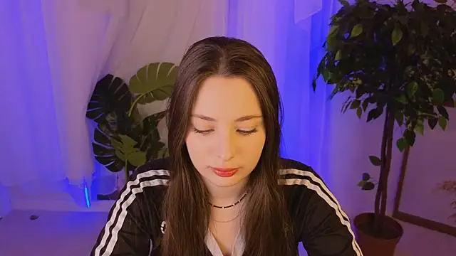 MoonLissa online show from 12.15.24