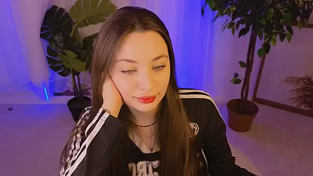 MoonLissa online show from 12.15.24