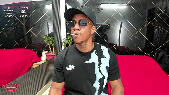 ronnie 7777 online show from 02.21.25